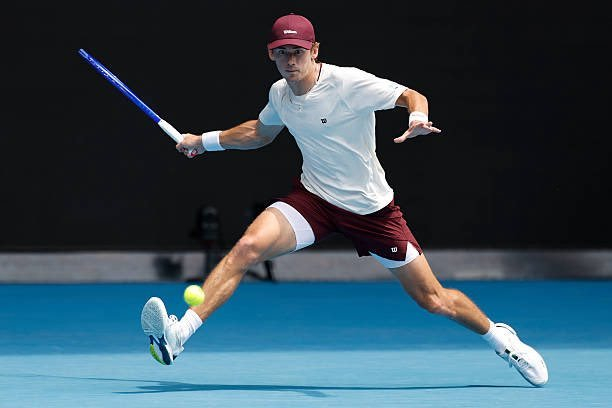 目送阿卡大满贯全四强，德米纳尔第七次卡八！|1/4决赛|卢布列夫|温网|罗布雷多|萨芬_新浪体育_新浪新闻